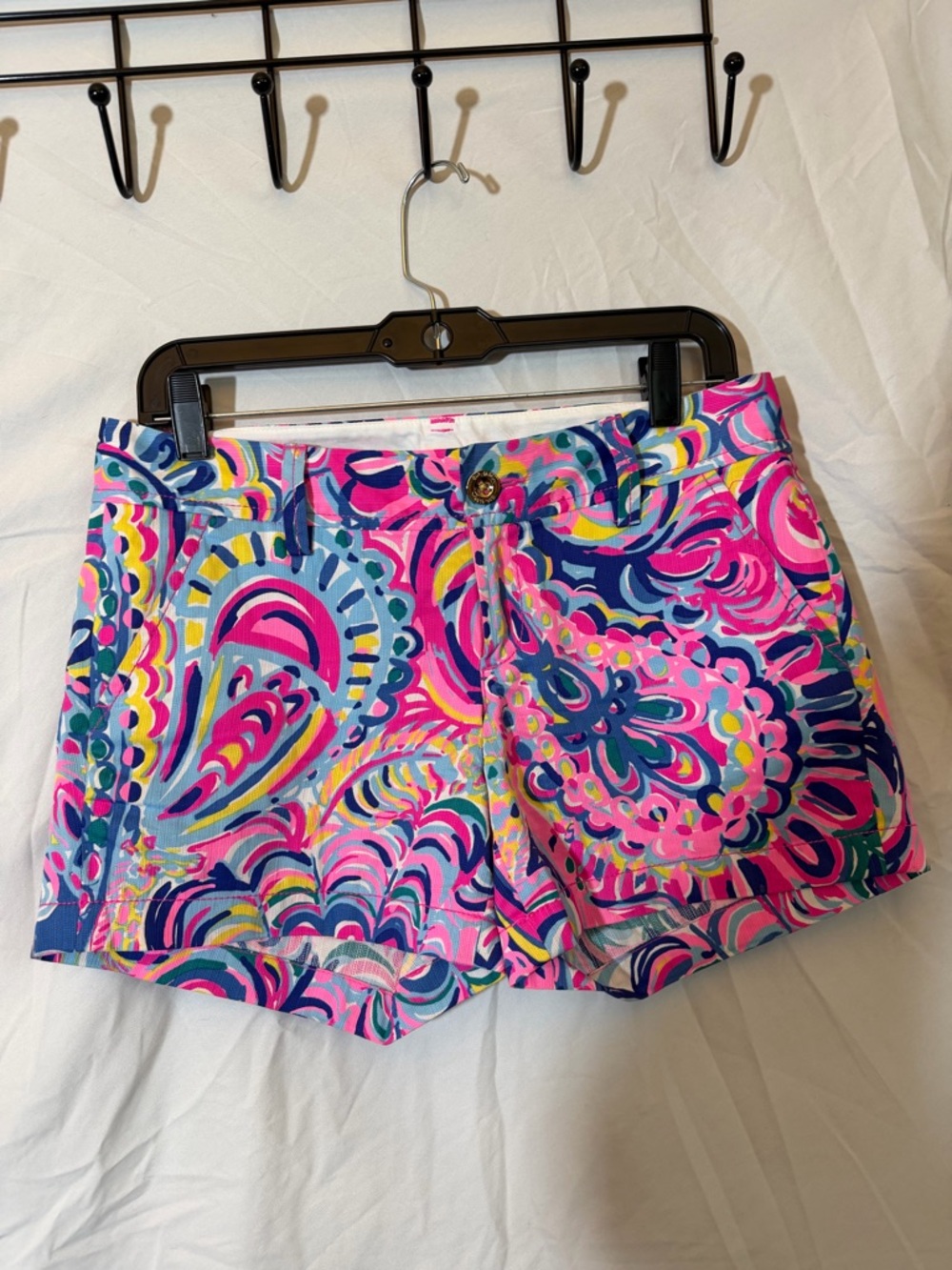 SZ 2 Lily Pulitzer Women’s Callahan Cotton Shorts in Psychedelic Sunshine Print